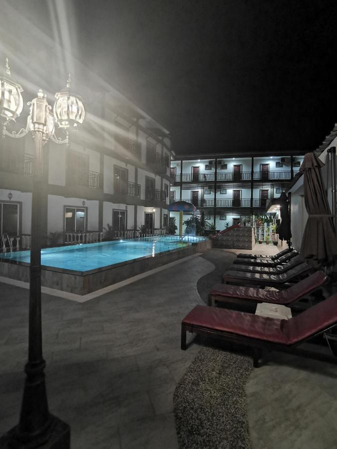 Casa Idaman Motel Пантай-Сенанг Экстерьер фото